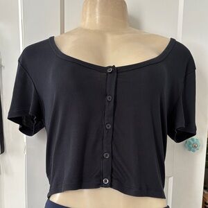 Sunday Best Black Ribbed Button-Front Cropped Top